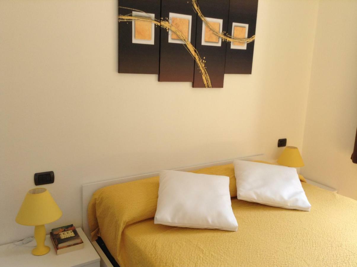 Larius Apartment Parking Carate Urio Exterior foto